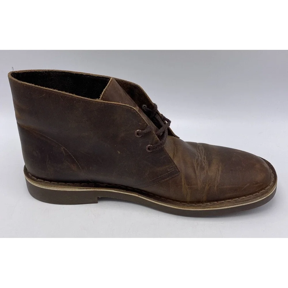 Clarks Chukka Boot Mens 9.5 M Brown Leather Desert Shoes Lace Up Casual